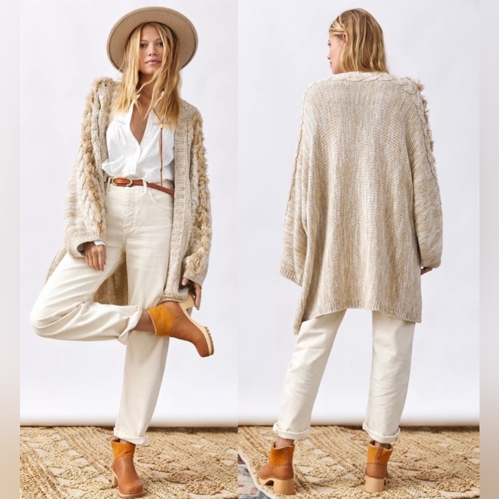 Anthropologie Amanza Fringe Cable Knit Oatmeal Sweater Open Front Cardigan.